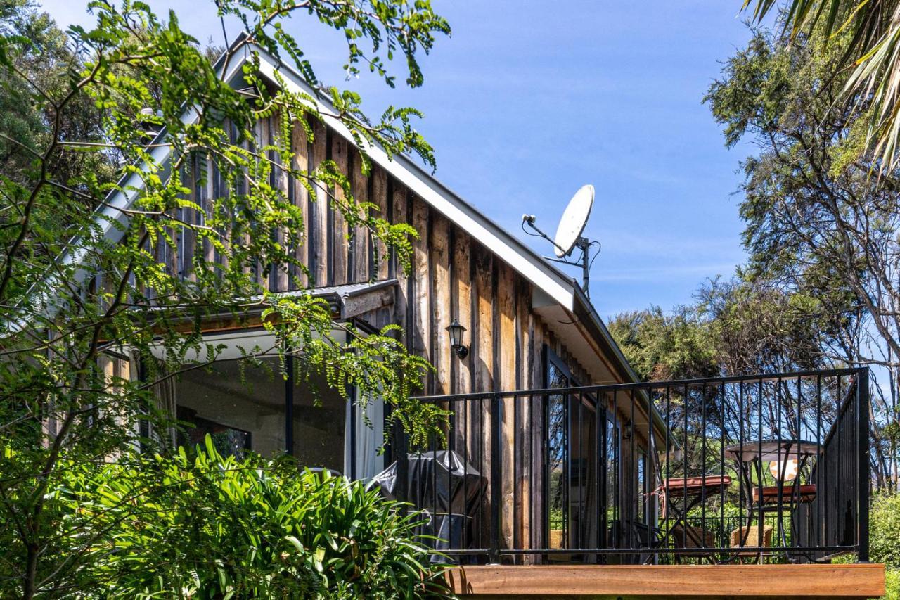 Woodside - Akaroa Holiday Cottage Экстерьер фото